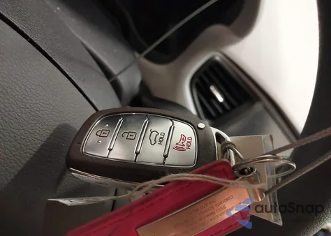 2017 Hyundai Ioniq Hybrid Blue from USA, damaged, VIN KMHC65LC4HU030780